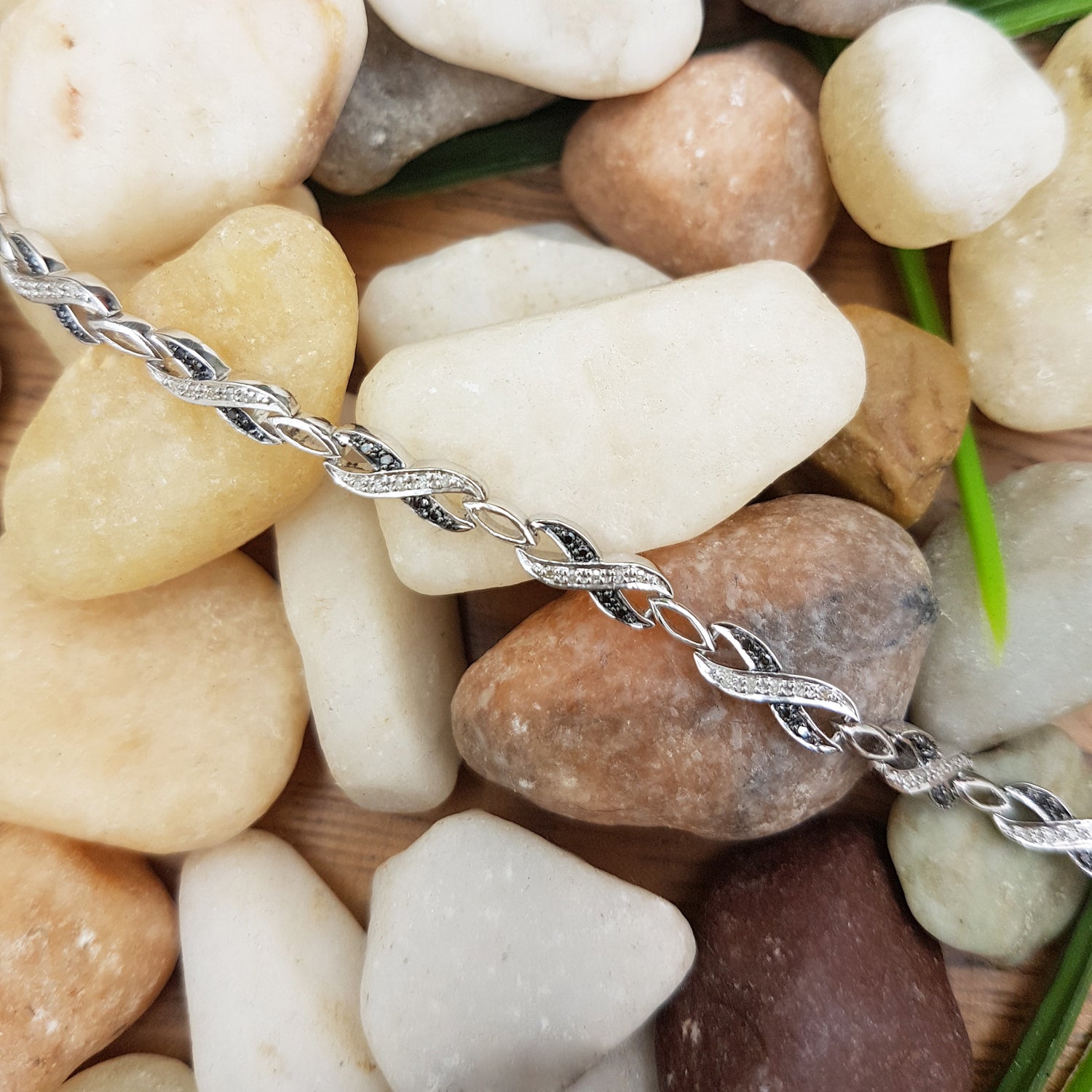 0.36 Carat (ctw) Sterling Silver Round Black and White Diamond Ladies Infinity Tennis Link Bracelet 1/3 CT (7 Inch Length x 6 MM Wide)