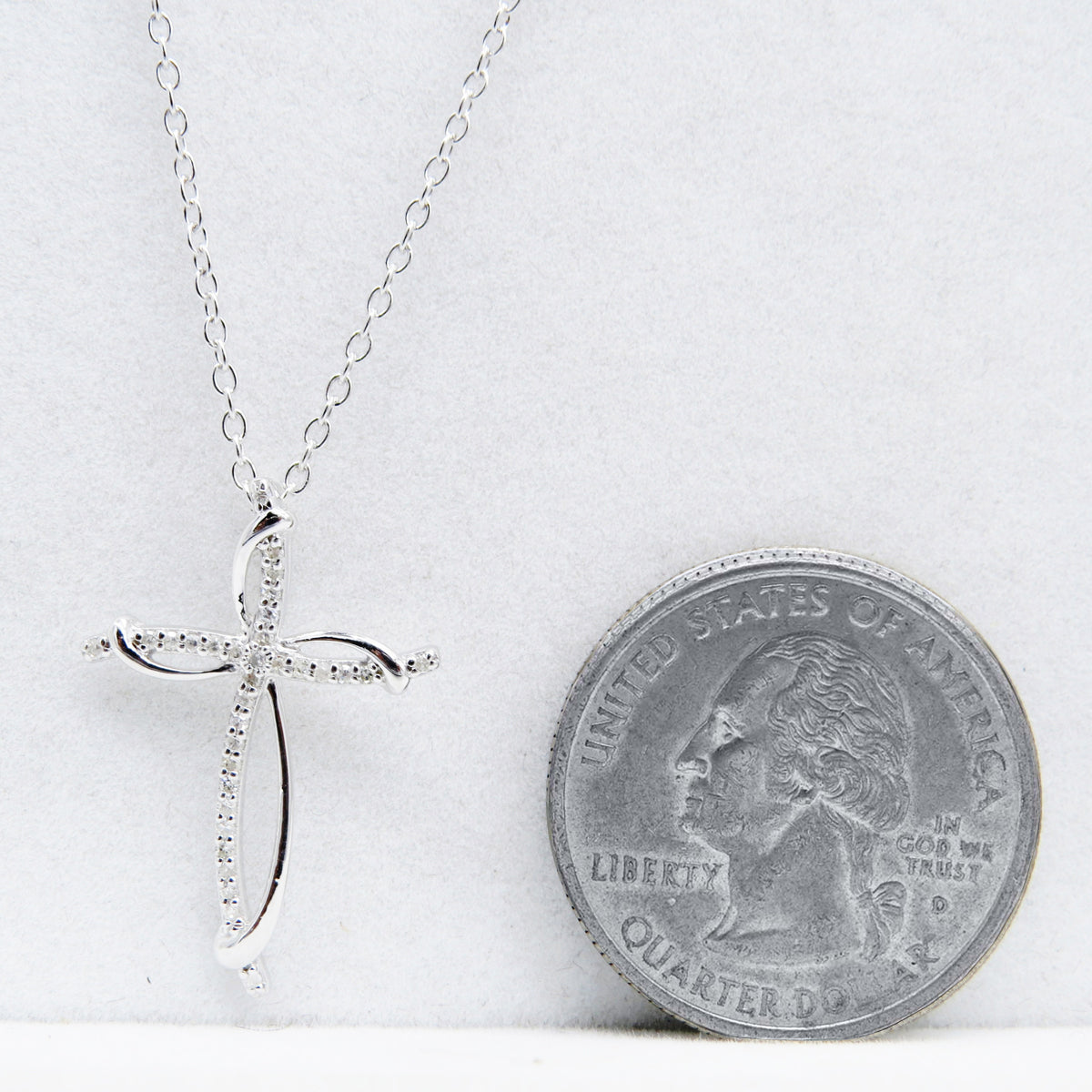 0.10 Carat (ctw) Sterling Silver Round Diamond Ladies Cross Pendant(Necklace) 1/10 CT (Silver Chain Included)