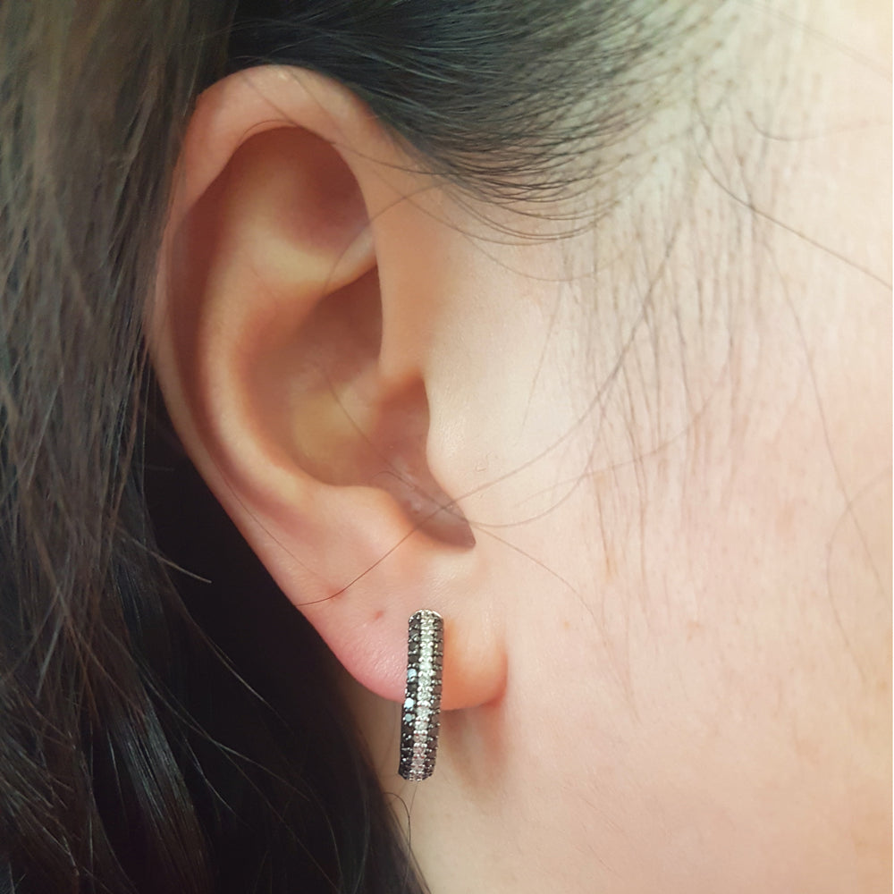 0.65 Carat (ctw) Sterling Silver Ladies Round Black and White Diamond Huggies Hoop Earrings